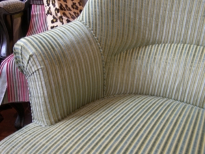 Maison Petitcuenot - detail fauteuil